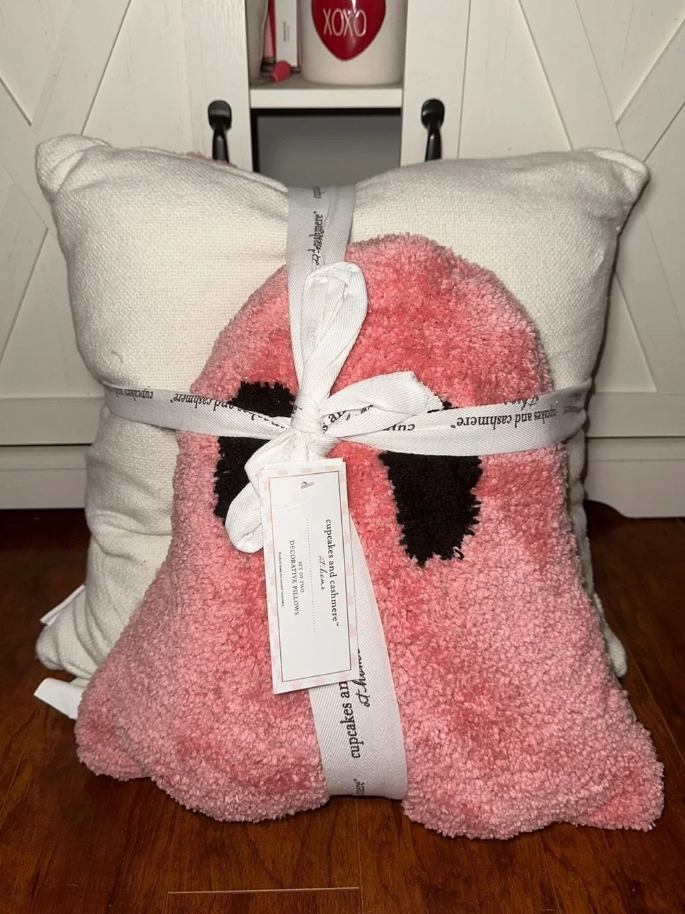 Cupcakes & Cashmere Pink Halloween Ghost Tufted Pillow Set of 2